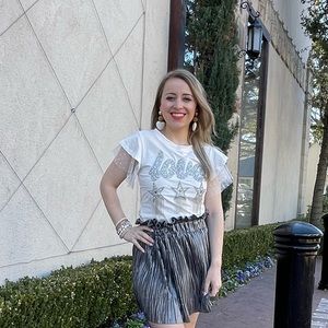 Short sleeve shirt with “LOVE” in rhinestones